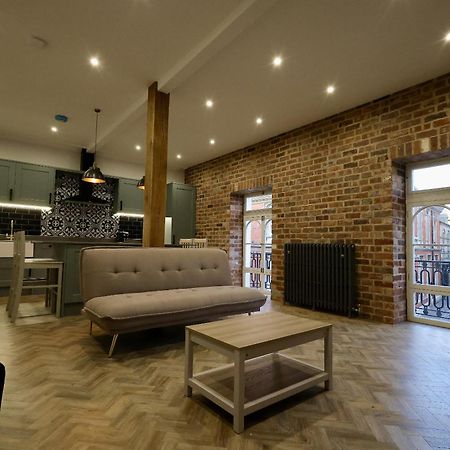 Red Lion Apartments Spalding Dış mekan fotoğraf