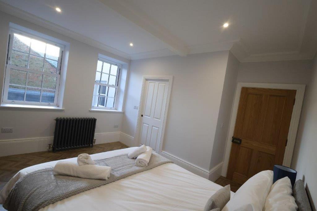 Red Lion Apartments Spalding Dış mekan fotoğraf